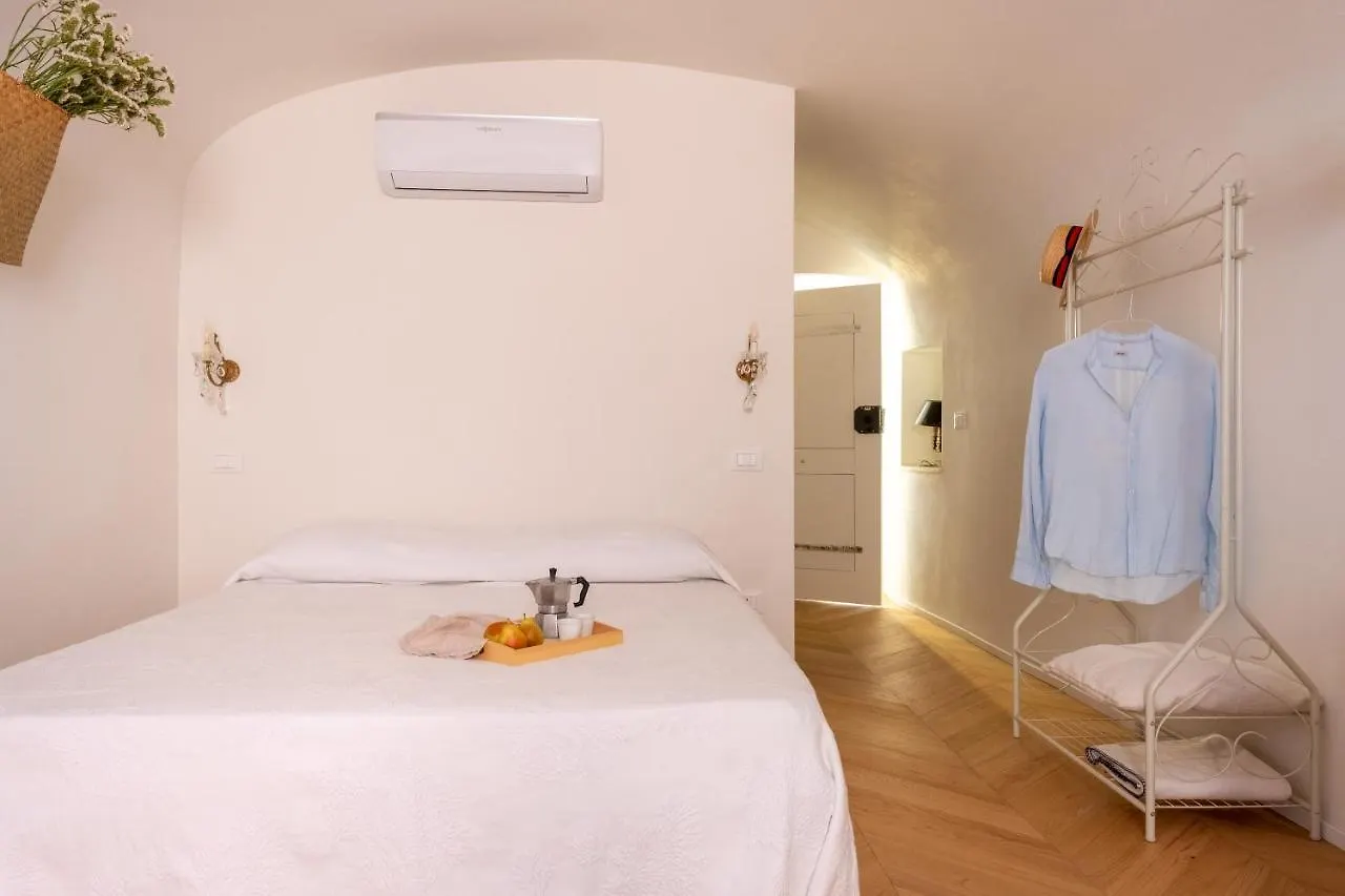 Il Dolce Far Niente Blu Apartment Bordighera Italy
